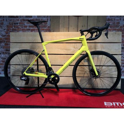 BMC Roadmachine FOUR eTap